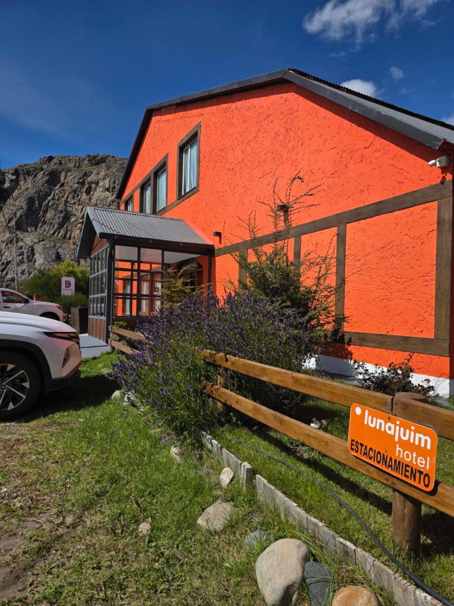 Hotel Lunajuim El Chalten Dış mekan fotoğraf